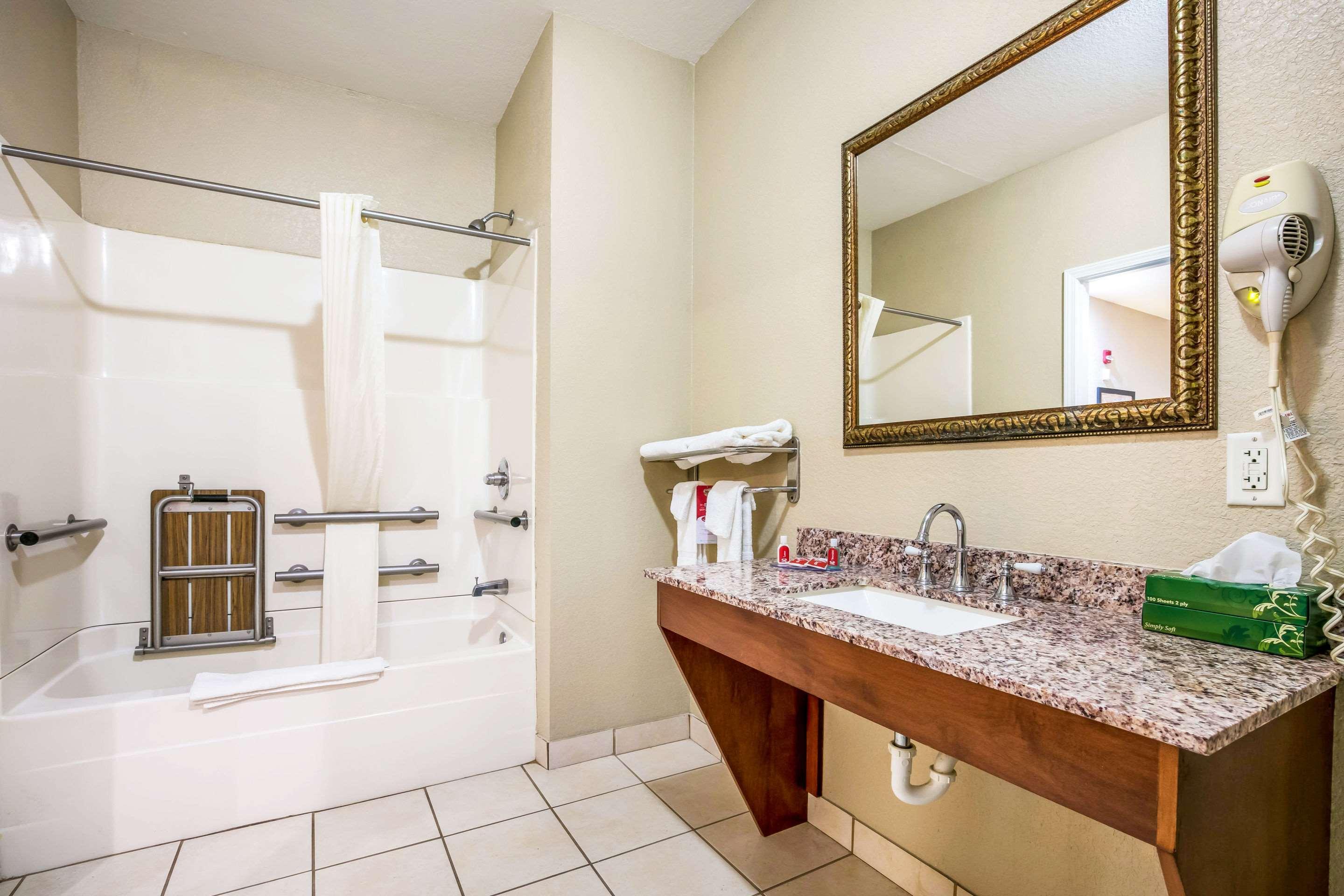 Econo Lodge Inn & Suites Horn Lake Exteriör bild