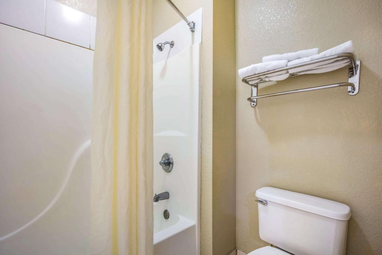 Econo Lodge Inn & Suites Horn Lake Exteriör bild